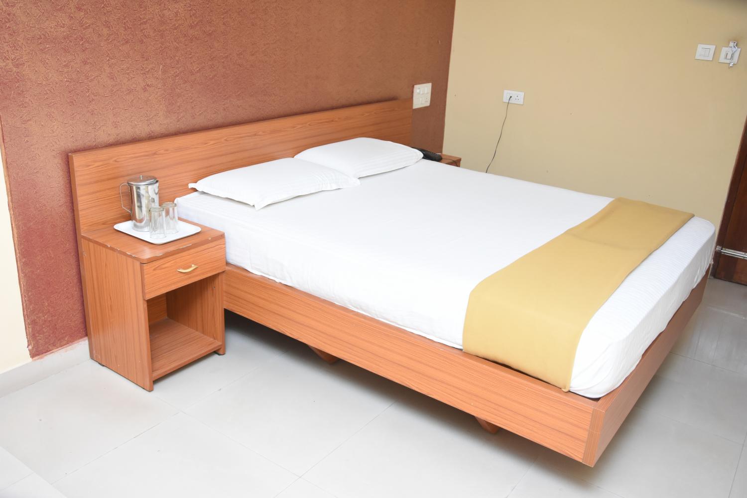 Oga Hotel Surya Residency