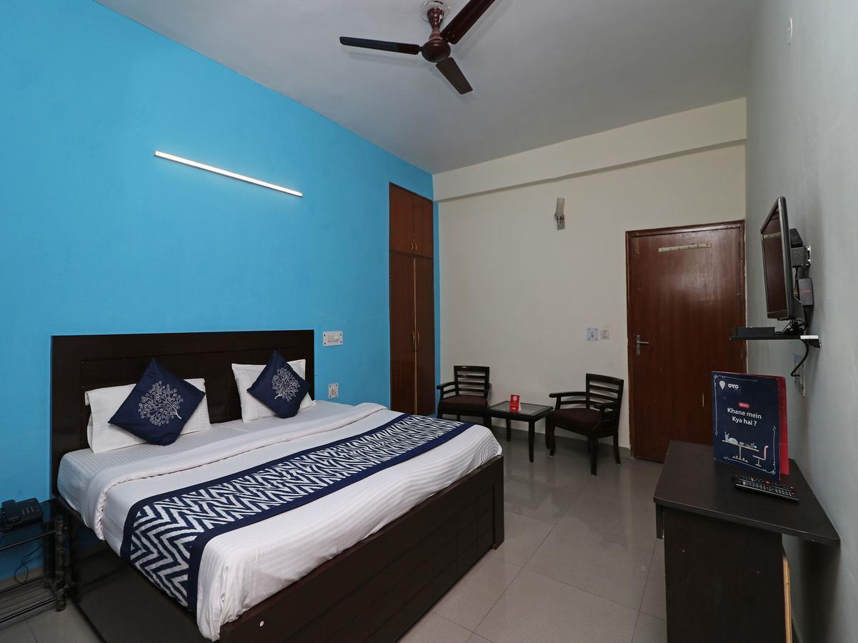 Oga Hotel Akash Palace