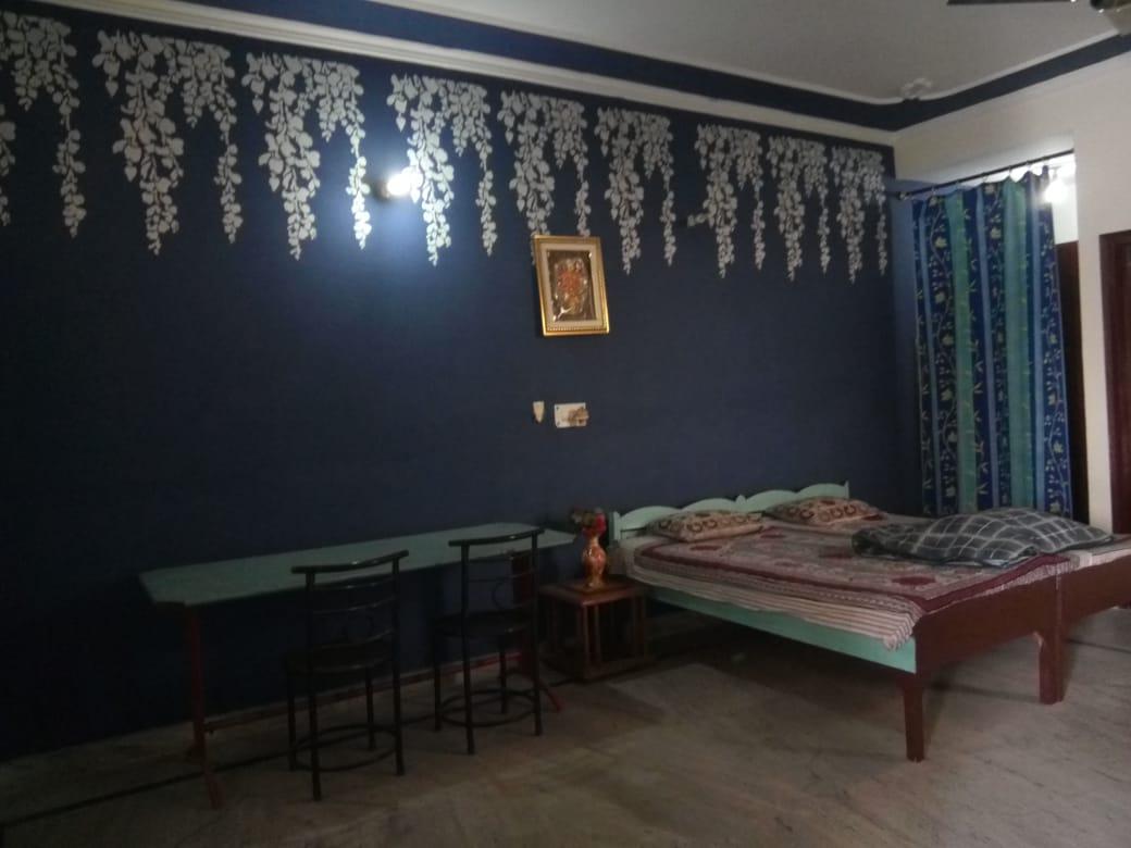 single standard room