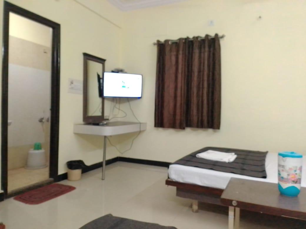 QUADRAPLE BED