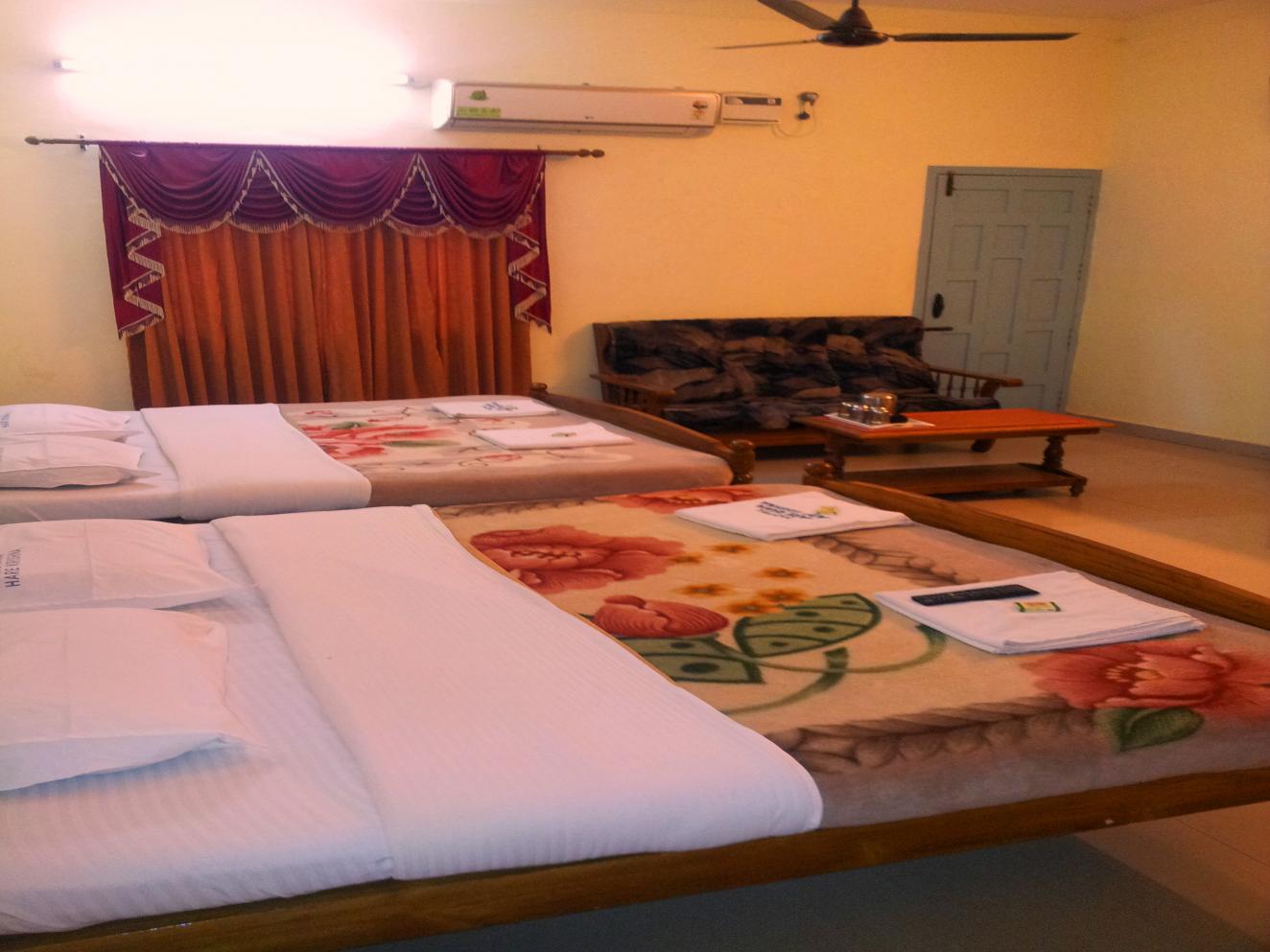 Standard Four Bed Non Ac