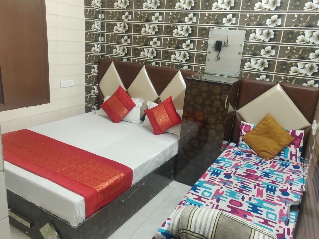 AC Deluxe Room