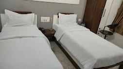 ROYAL AC TRIPLE OCCUPANCY