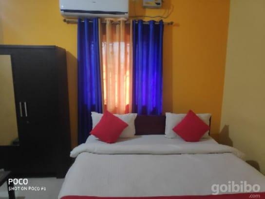 Deluxe Room AC