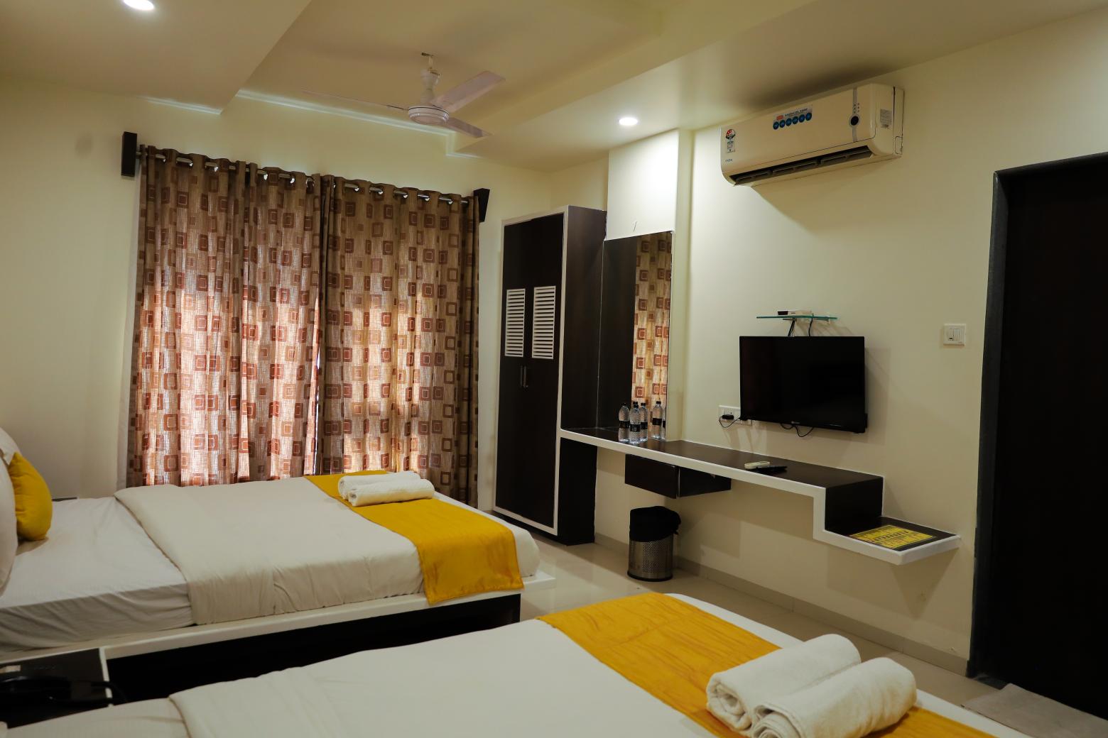Comfort Quad Room