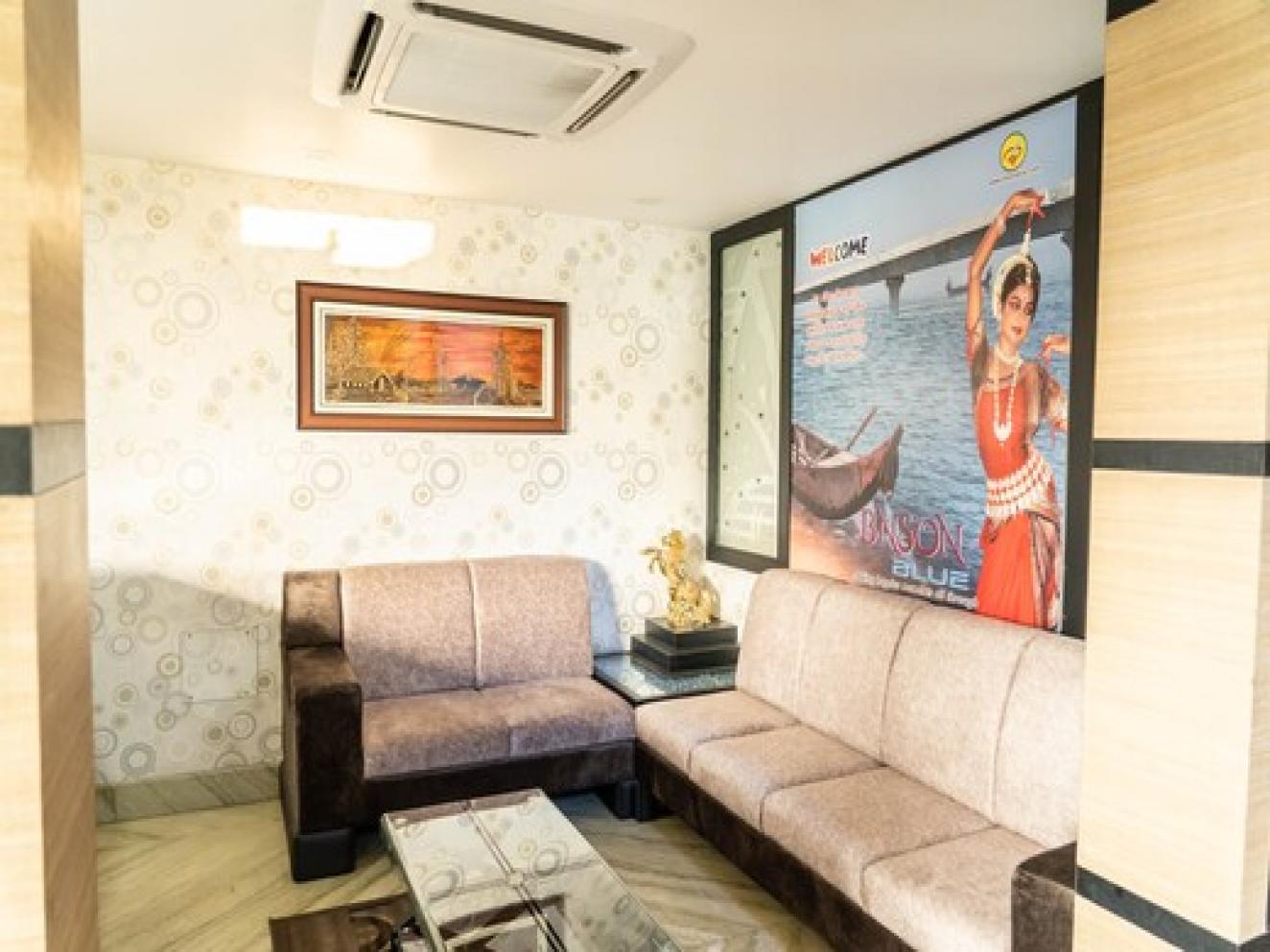 Deluxe A/C (Queen) (EP)