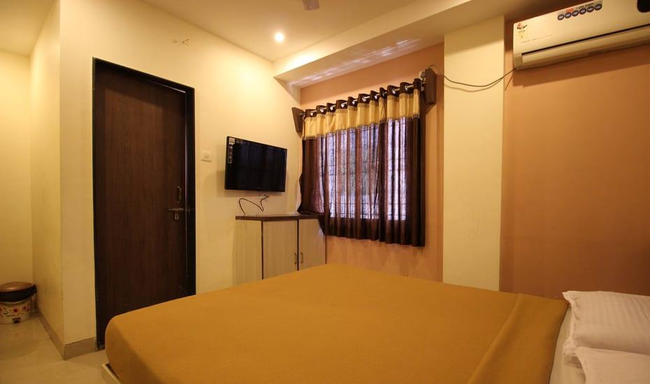 Executive Double Bed Non AC