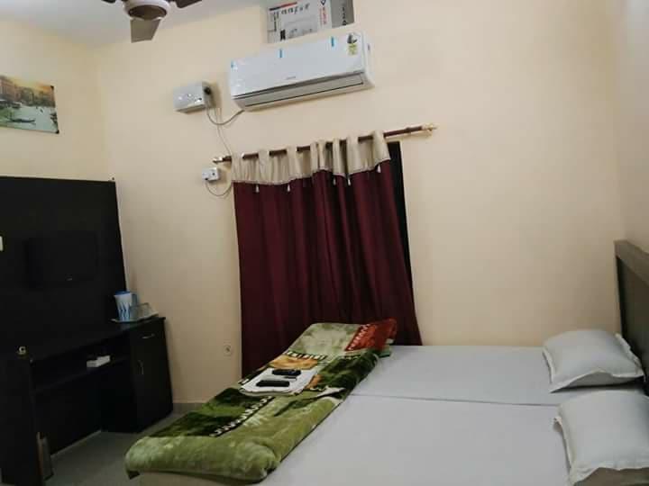 Deluxe Ac Room