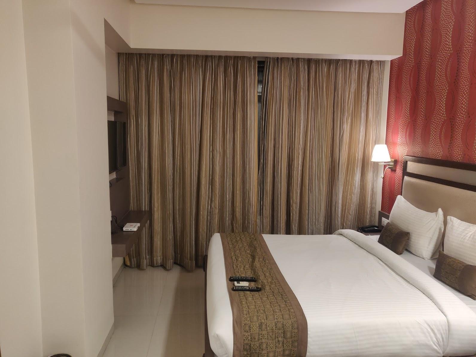 Diamond Room