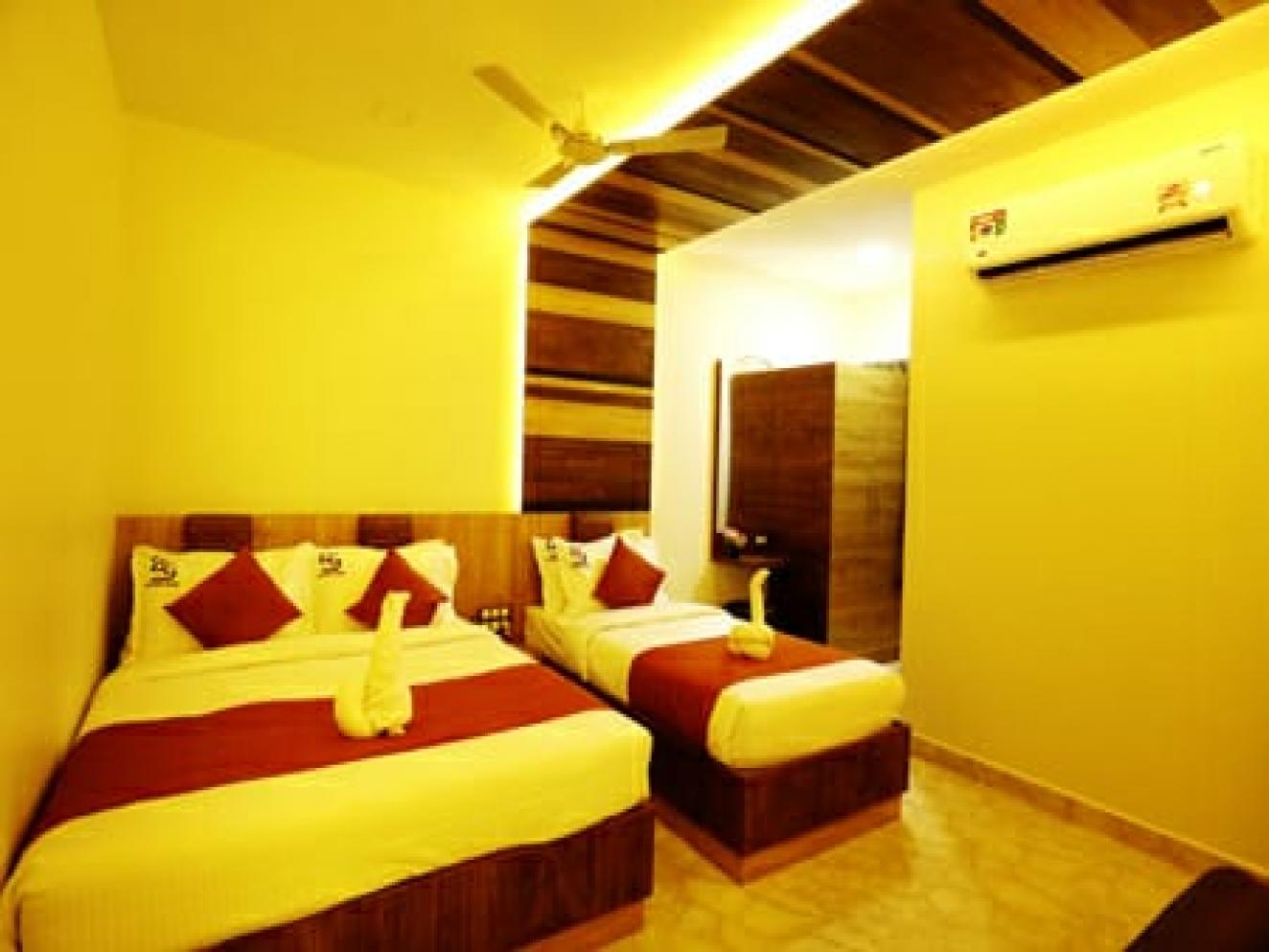 PREMIUM TRIPLE BEDDED ROOM