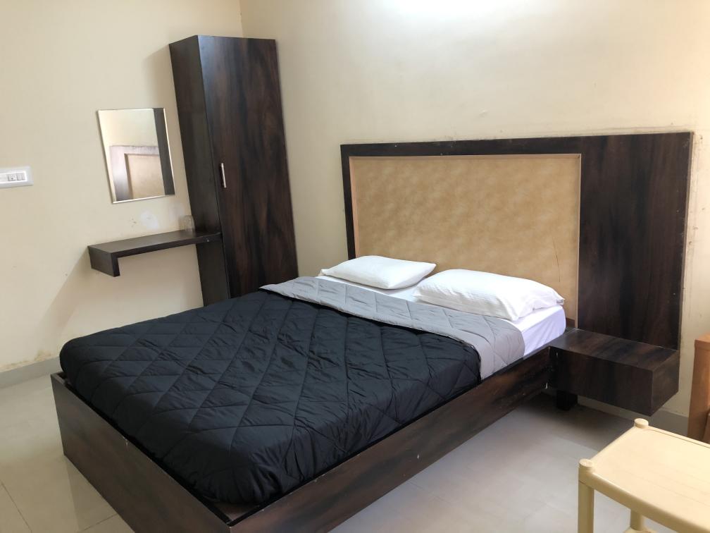 Deluxe single room