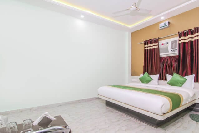 Triple Bed