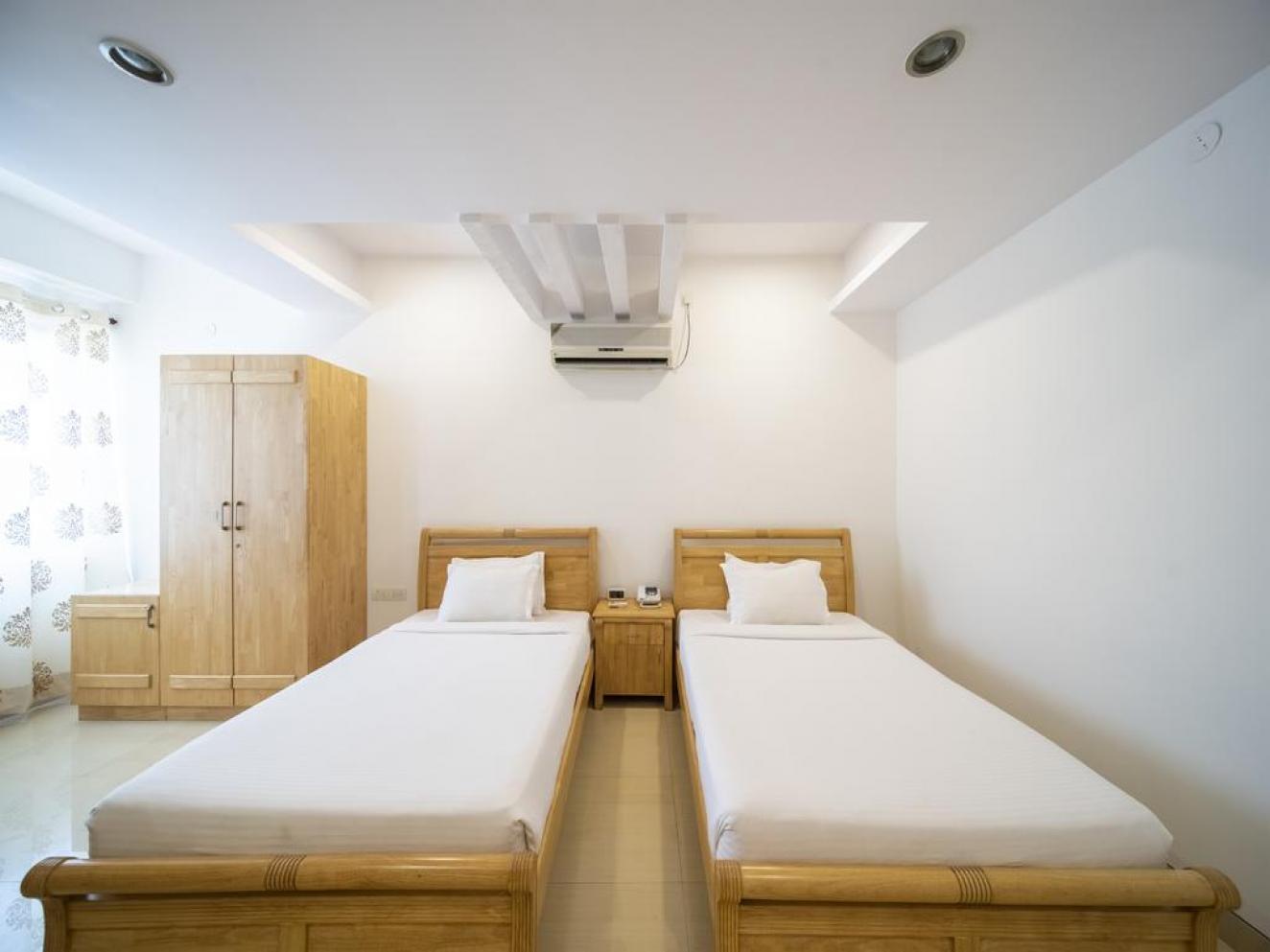Semi Luxury Room ( double occupacy )