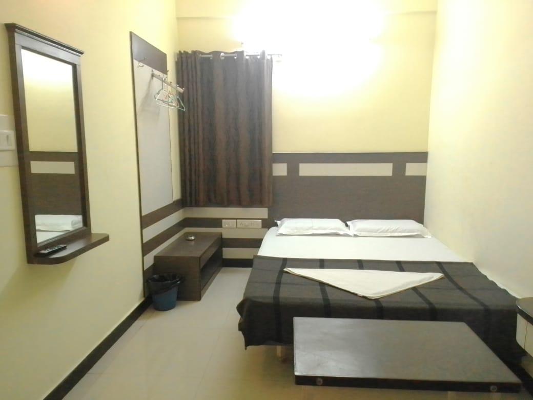 Oga Sri Shankar Residency
