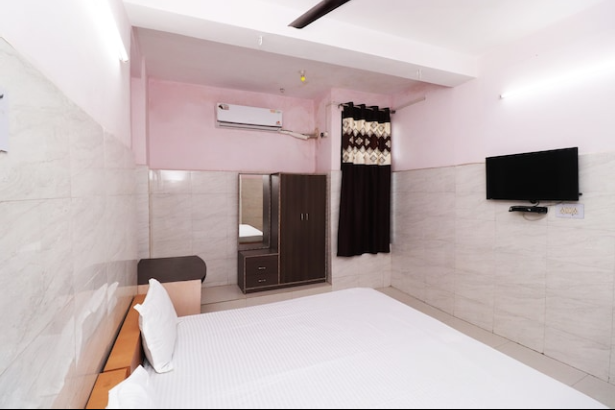 Oga Kshama Hotel