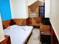 Oga Mahesh Guest House