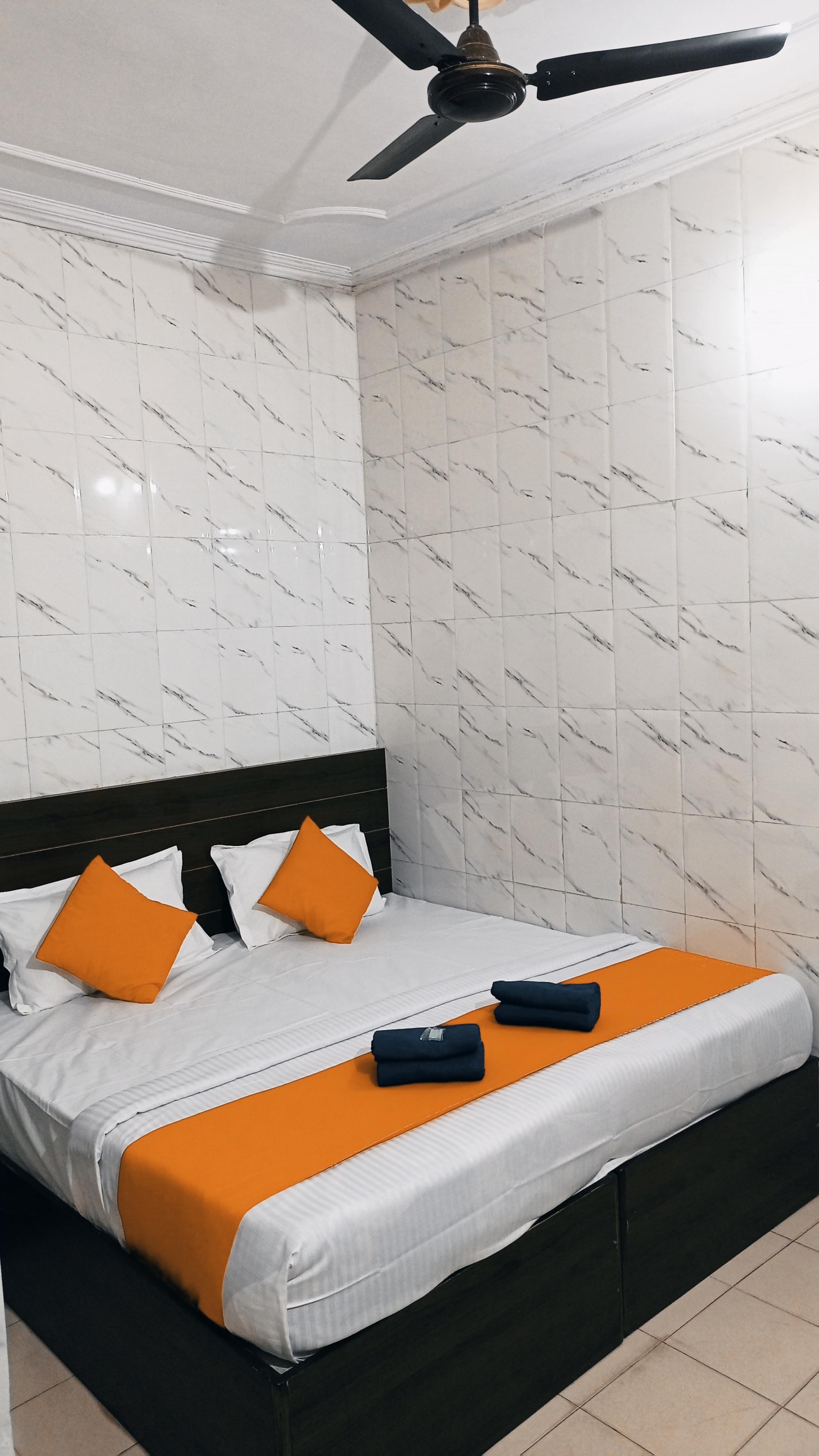 Deluxe Double Bed Room 