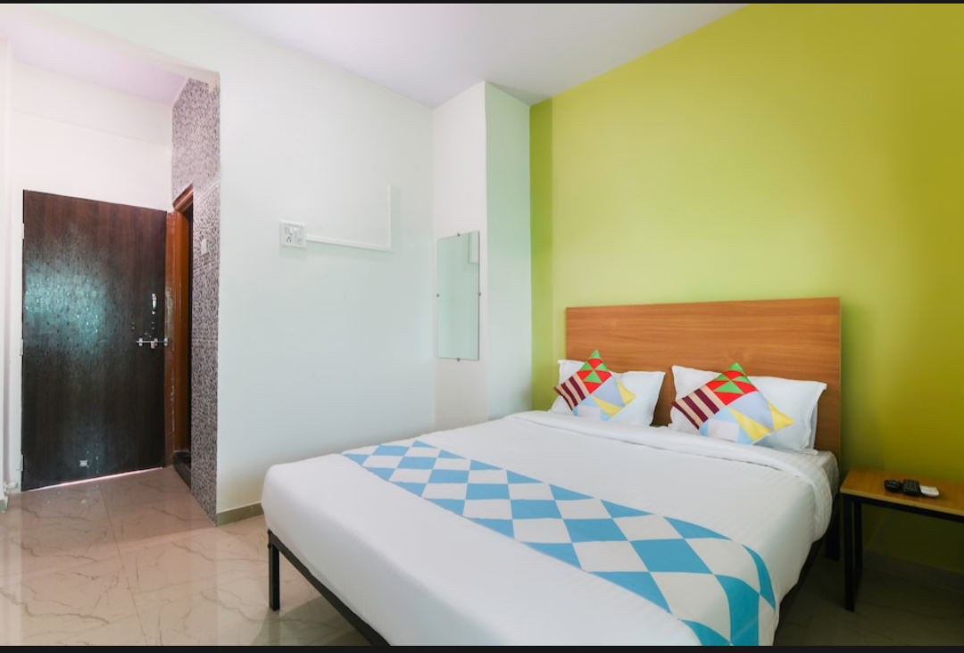Deluxe Non AC Room