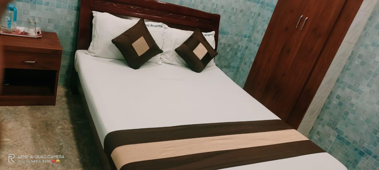 single non ac WITHOUT TV