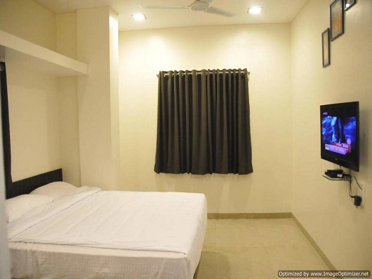 Deluxe Single Room 