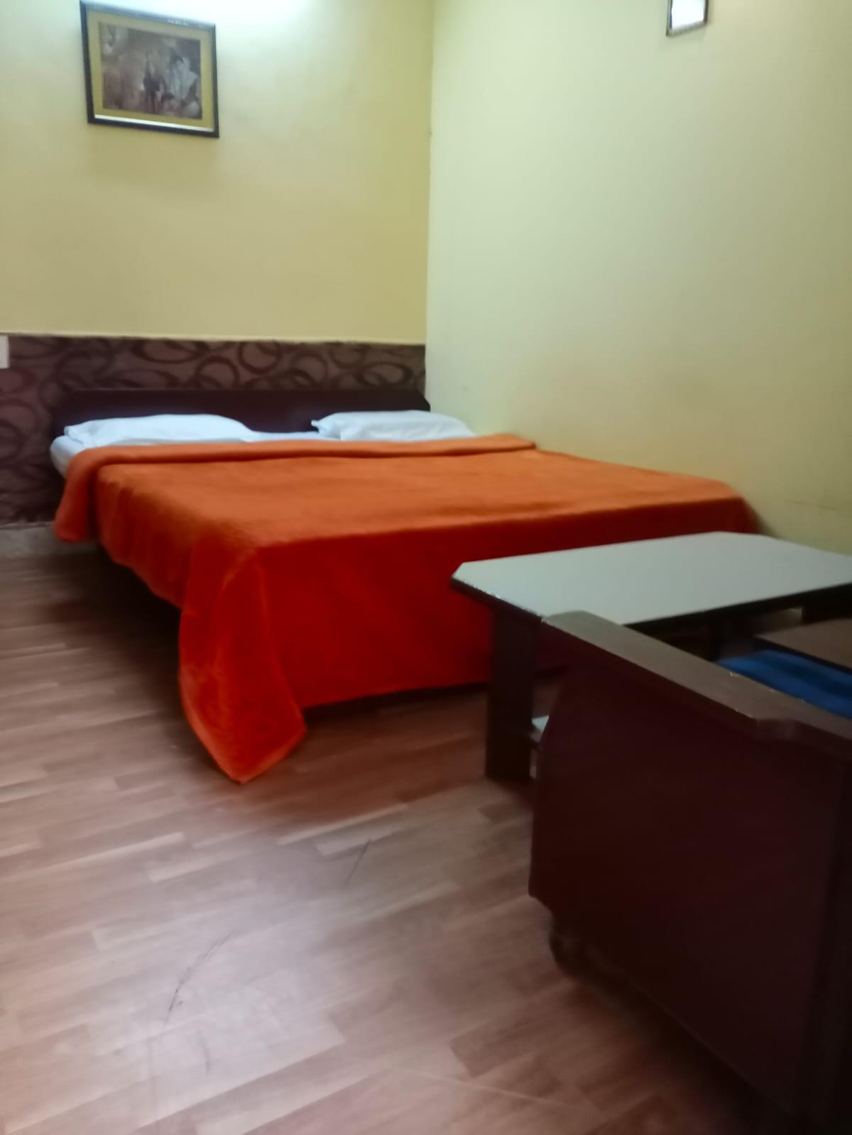 deluxe Ac ROoom