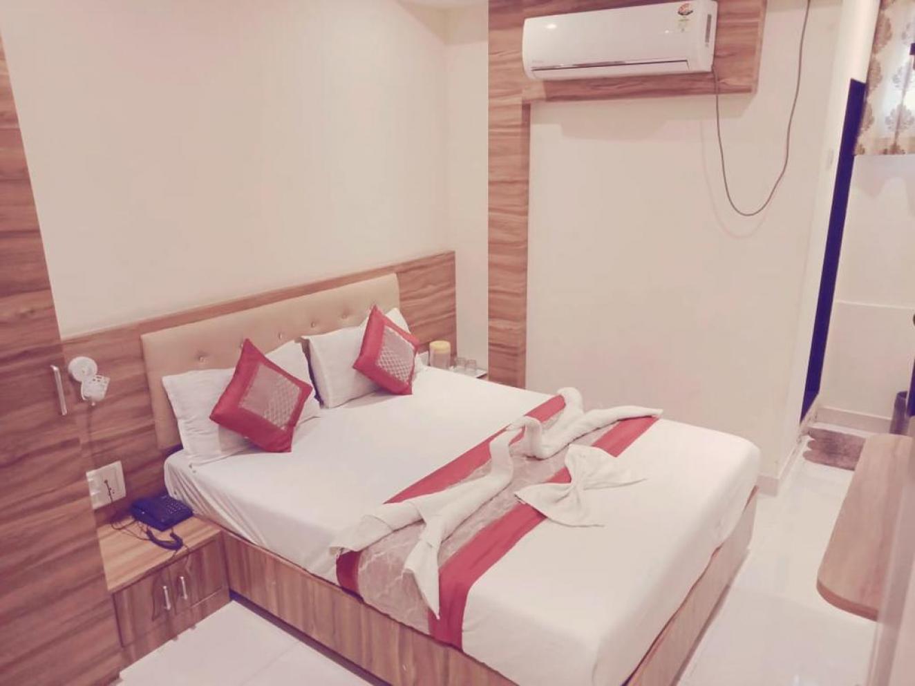 DELUX ROOM