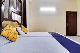 Double Bed AC Room