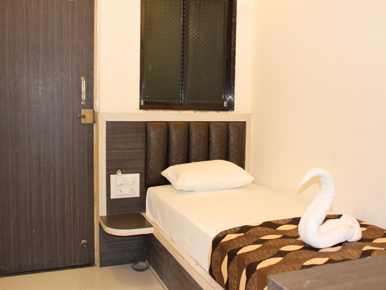 Standard AC Single Bed