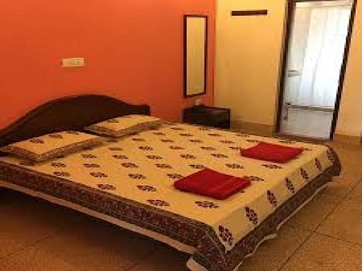 DELUXE AC APARTMENT