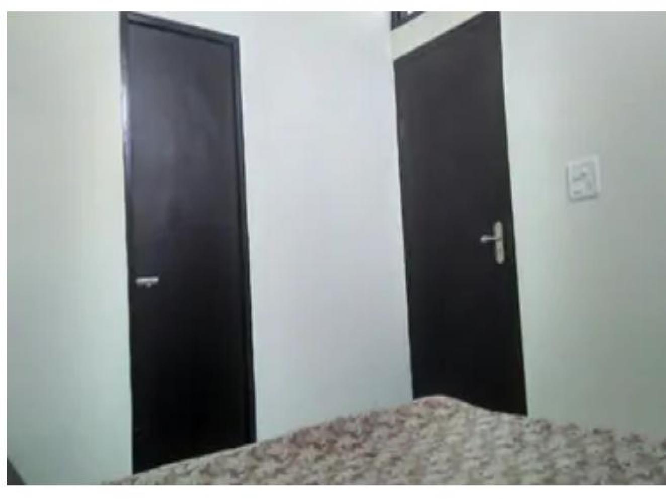 Deluxe Non Ac