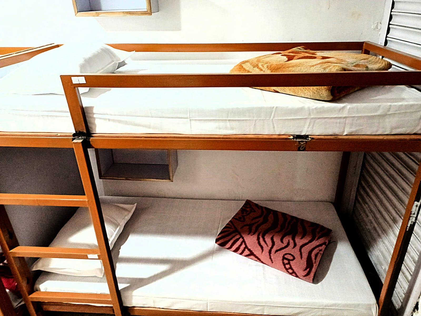 Dormitory bed ( AC )