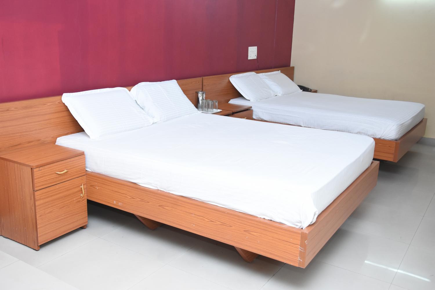 SIngle Bed Deluxe Room